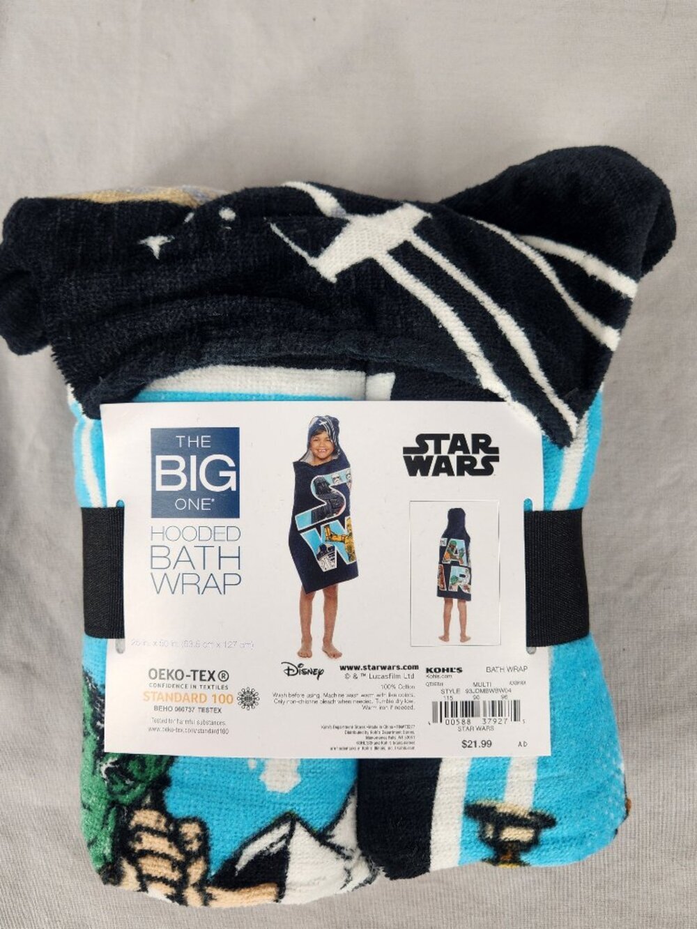 NWT Disney Star Wars Hooded Bath Wrap Towel for Kids 25 inches by 50 inches